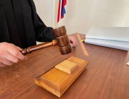 Верховный суд Коми оставил в силе приговор жителю Эжвы, ранившему собутыльника в баре